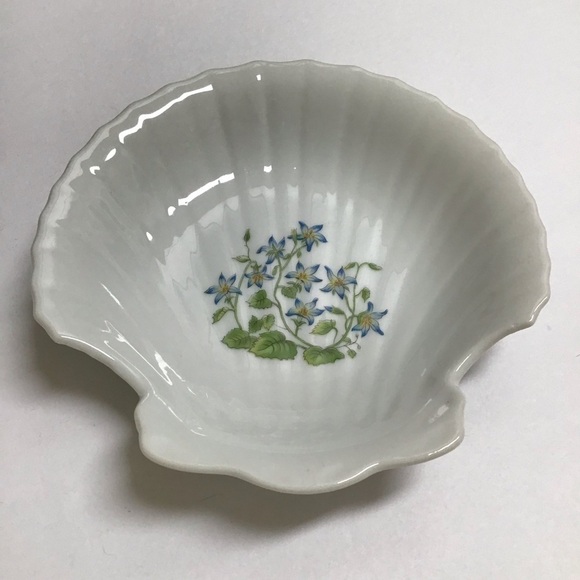 Vintage Takahashi Blue Floral Shell Shape Soap Dish Vanity Trinket Sea Japan - Picture 7 of 9